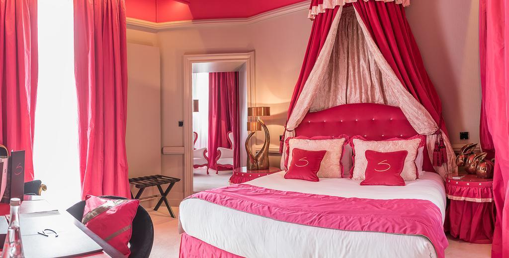 Le Stelsia Resort Saint-Sylvestre-sur-Lot Exterior foto